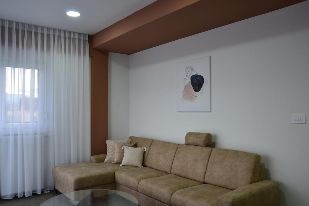 Atos Centar Daire Celinac Dış mekan fotoğraf